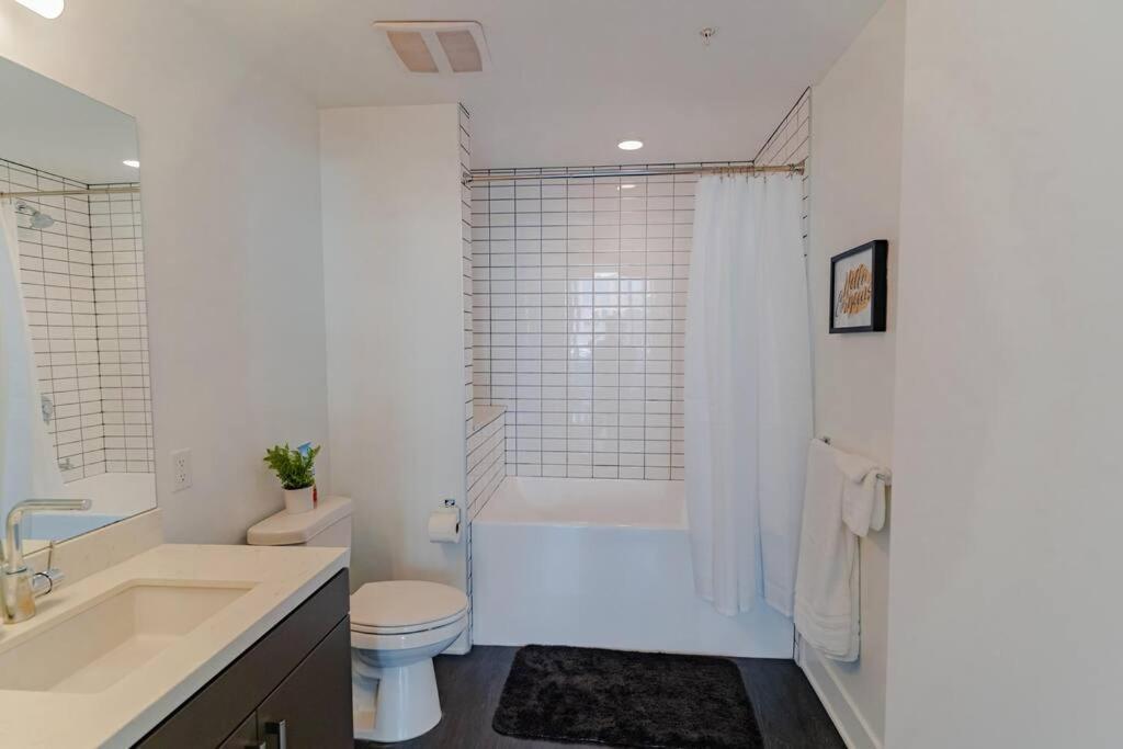 Downtown Paradise Escape With 2 Pools / Hot Tubs Apartment Los Angeles Exterior photo